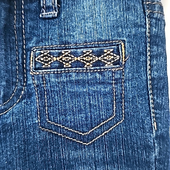 7 FOR ALL MANKIND | Toddler Girl's Embroidered Ruffle Top & Denim Jeans Set - Picture 12 of 16